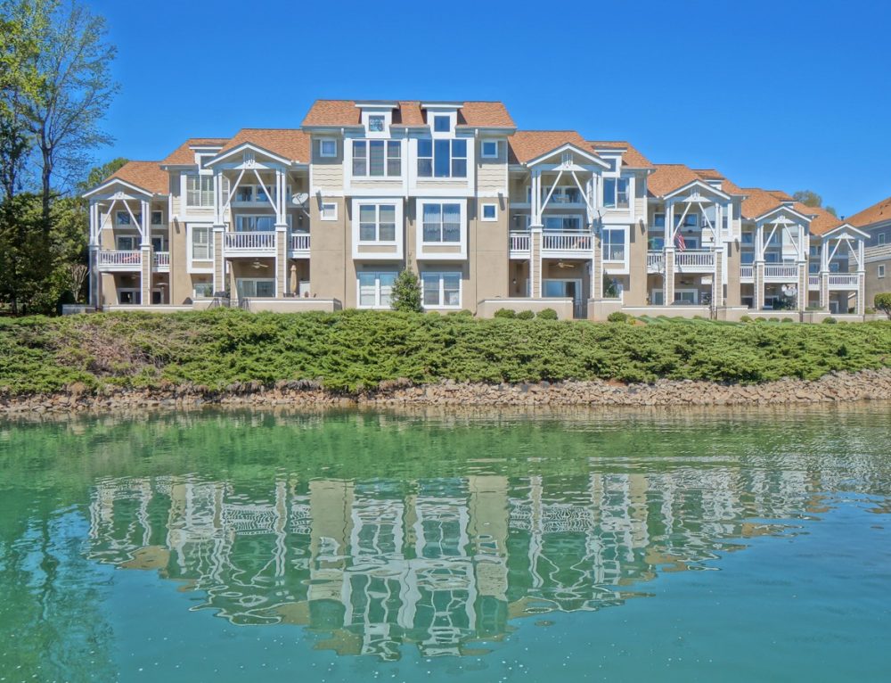 Lake Norman Waterfront Condos Priced From 400500,000 Lake Norman Homes